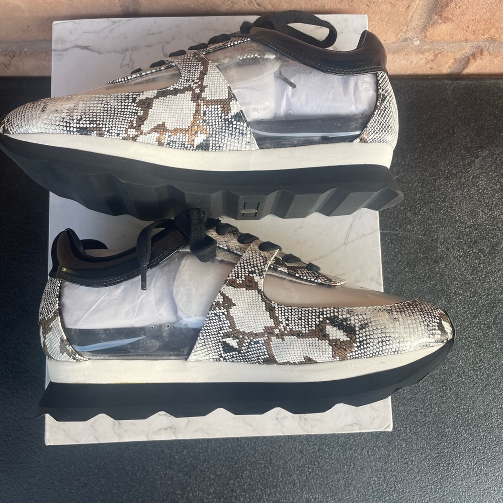 Jessica Rich Women's Sneakers Transparent Snake Gold New Size 39EU/9US - Picture 3 of 8